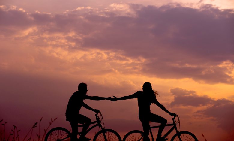 Couple cycling